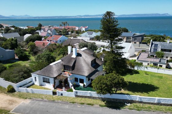 3 Bedroom House For Sale in Westcliff